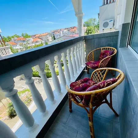 Уютное Гнездышко Apartmán *